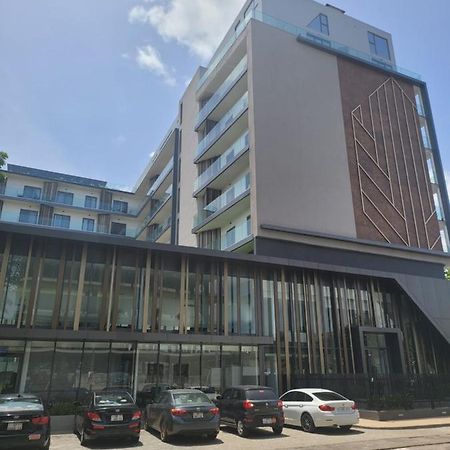 Rt Properties @ The Lennox Airport Residential อักกรา ภายนอก รูปภาพ